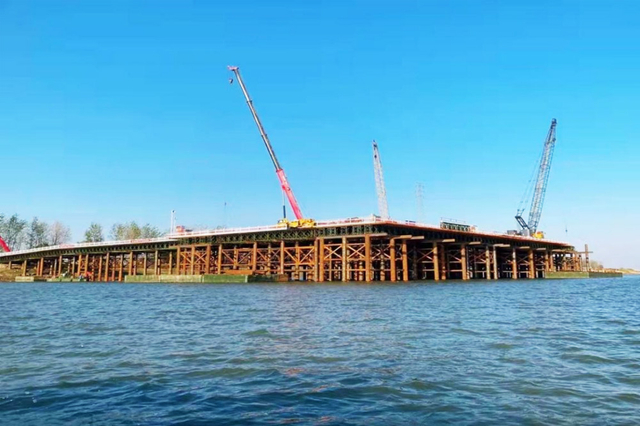 Pembinaan Trestle Keluli Untuk Projek Lencongan Fengyang Bengbu G329